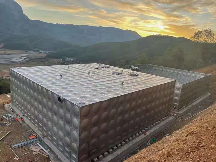 組合式不銹鋼水箱在使用中如何正確維護(hù)保養(yǎng)?